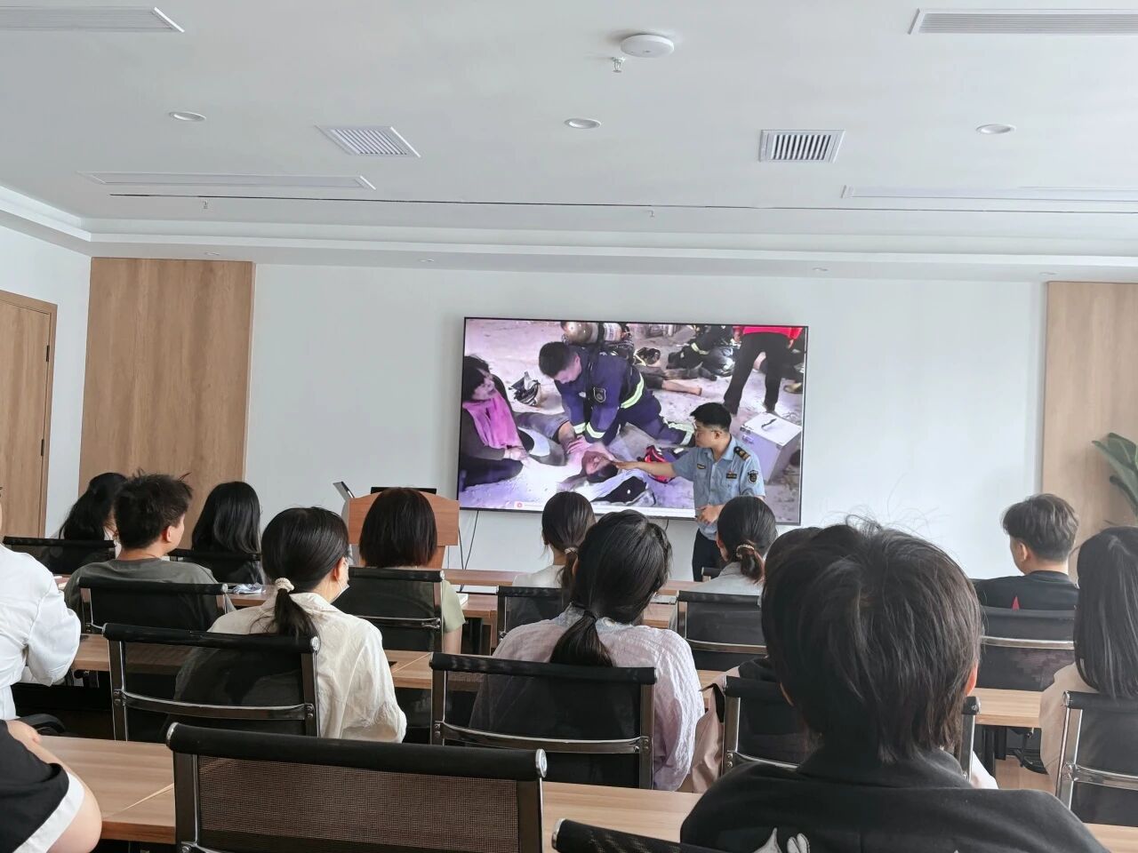 微信图片_2026-06-02_163626_011.jpg